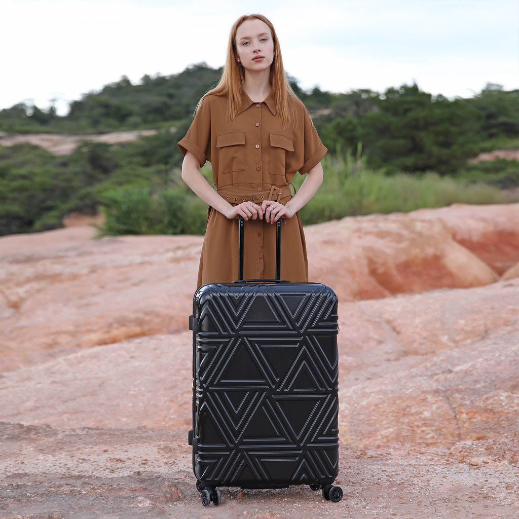 Contour 3-Piece Expandable Spinner Luggage Set